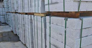 威海芝麻白路牙石，路侧石