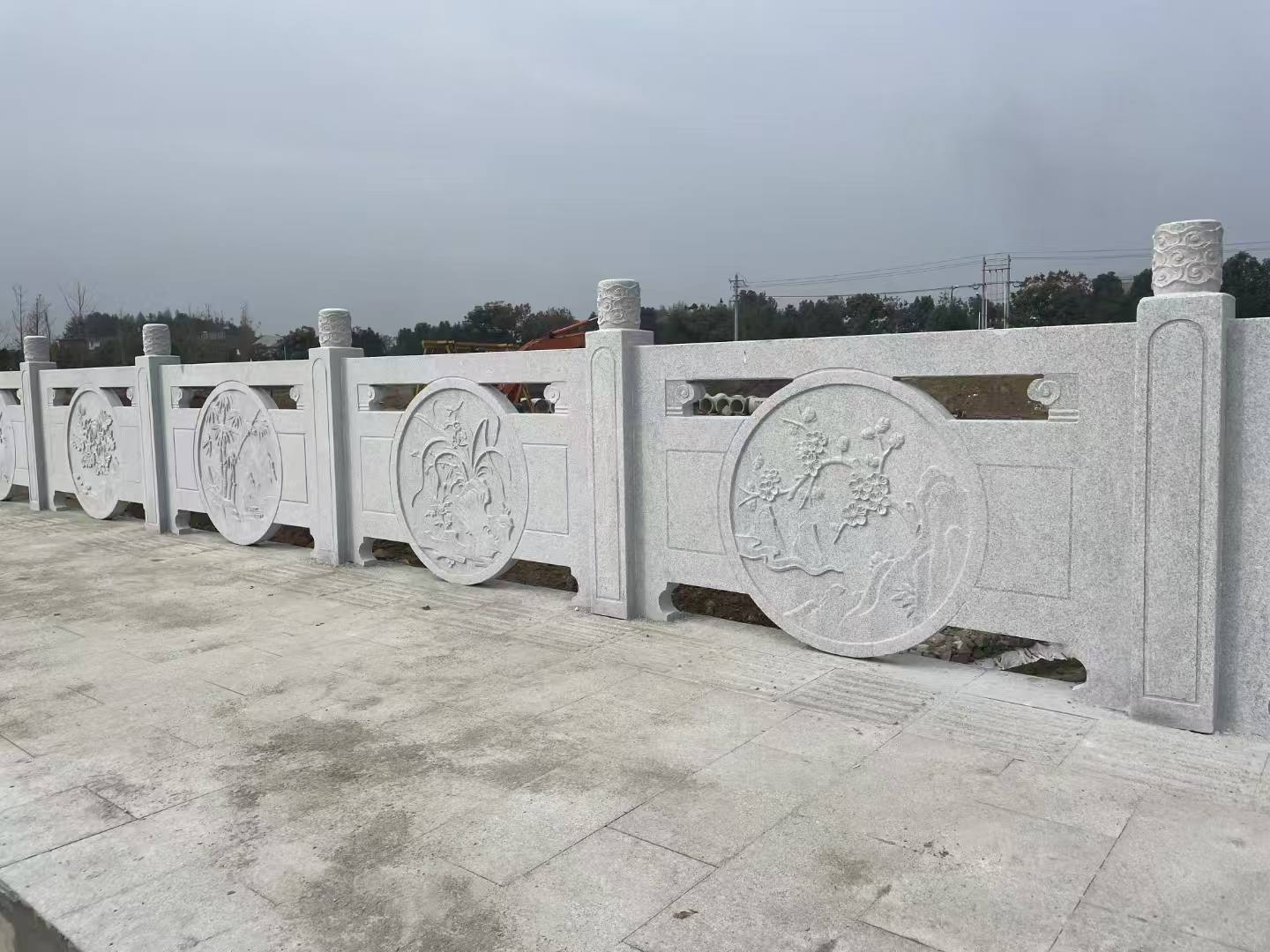 威海芝麻白河道栏杆 石材栏杆