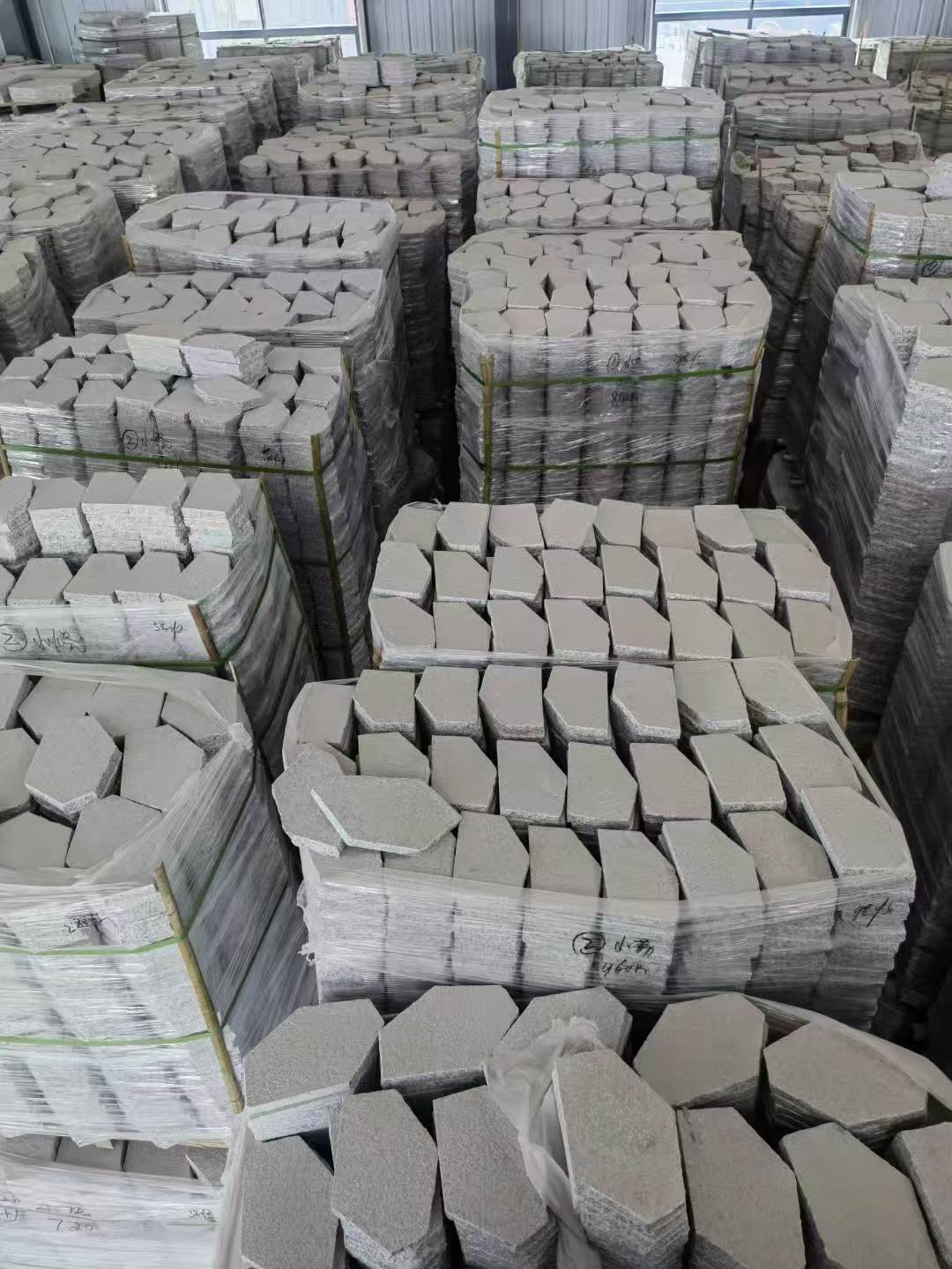 威海芝麻白石材冰裂纹，碎拼。